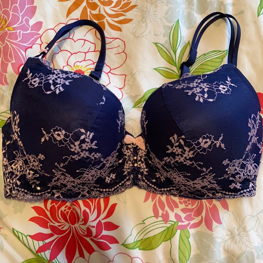 Victoria’s Secret lace padded Demi bra